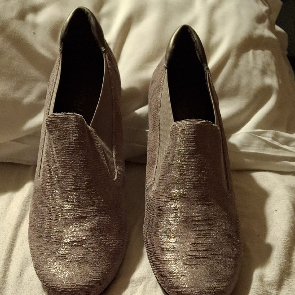 Vaneli Pink Slip-On Flats Versatile Loafers